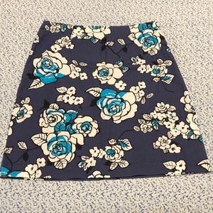 G.H. Bass Blue Floral Skirt Size: 10